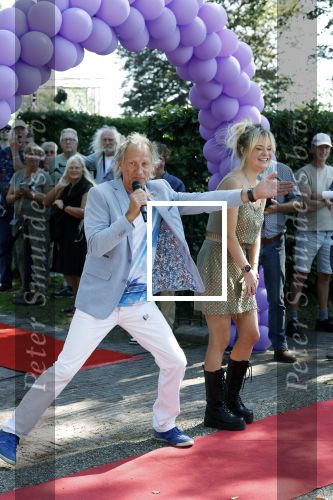 Oldehoktwolde 7 september 2025
opening FilmKerk Wolvega door oa  Steven de Jong Syb v d Ploeg Tatum Dagelet en Sylvana IJsselmuiden .