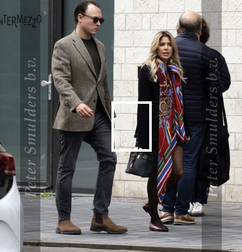 Amsterdam 27 september 2025
Sylvie Meis met haar nieuwe vriend Patrick Gruhn in Amsterdam op de zuidas .