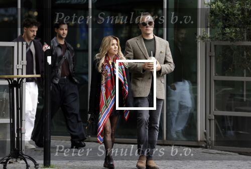 Amsterdam 27 september 2025
Sylvie Meis met haar nieuwe vriend Patrick Gruhn in Amsterdam op de zuidas .