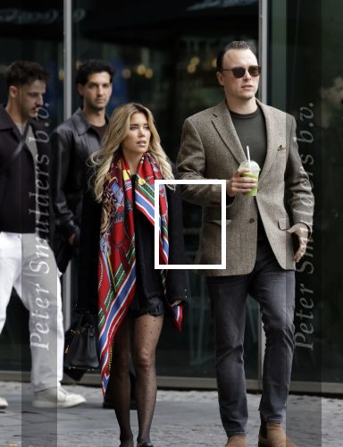 Amsterdam 27 september 2025
Sylvie Meis met haar nieuwe vriend Patrick Gruhn in Amsterdam op de zuidas .