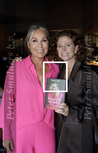 Amsterdam 23 september 2025
Boekpresentatie Tanja Jess bij Hotel  The Lobby . Tanja Jess en Barbara Barend