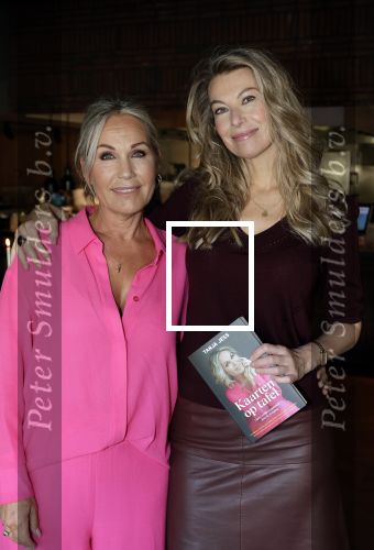 Amsterdam 23 september 2025
Boekpresentatie Tanja Jess bij Hotel  The Lobby . Tanja Jess en Susan Smit