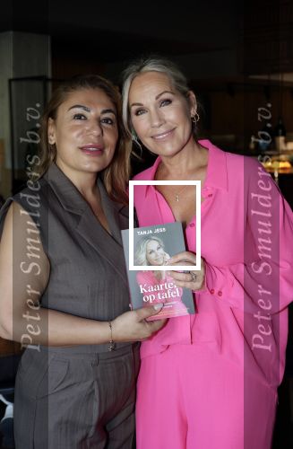 Amsterdam 23 september 2025
Boekpresentatie Tanja Jess bij Hotel  The Lobby . Tanja Jess en Yesim Candan