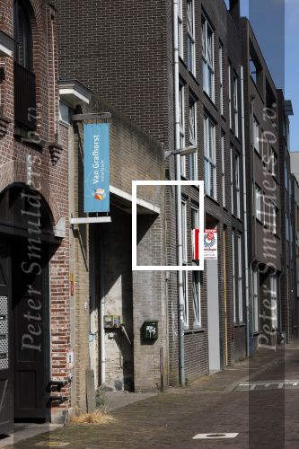 Utrecht 17 juli 2025
In het centrum staan heel veel huizen te Koop . Punt Makelaars is een van de grootste makelaars .