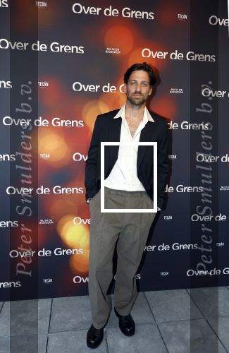Amsterdam 26 augustus 2025
Premiere over de Grens in het vondelpark . De cast bestaat uit Manuel Broekman Jasmine Sendar Nienke Plas Vincent Banic en Elisabeth Puglia.