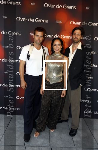 Amsterdam 26 augustus 2025
Premiere over de Grens in het vondelpark . De cast bestaat uit Manuel Broekman Jasmine Sendar Nienke Plas Vincent Banic en Elisabeth Puglia.