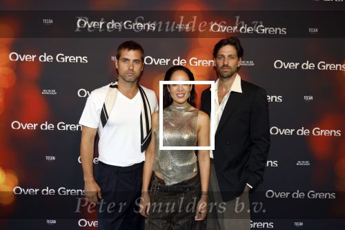 Amsterdam 26 augustus 2025
Premiere over de Grens in het vondelpark . De cast bestaat uit Manuel Broekman Jasmine Sendar Nienke Plas Vincent Banic en Elisabeth Puglia.