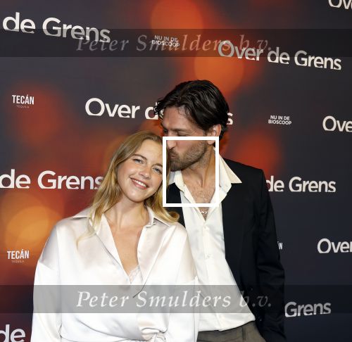 Amsterdam 26 augustus 2025
Premiere over de Grens in het vondelpark . De cast bestaat uit Manuel Broekman Jasmine Sendar Nienke Plas Vincent Banic en Elisabeth Puglia.