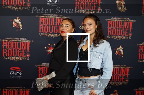 Utrecht 19 september 2025
1 jaar Moulin Rouge in het Beatrix theater. Yesim Candan met ...
