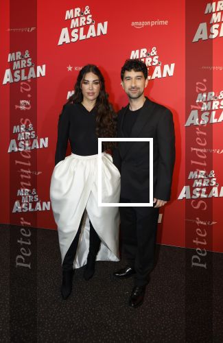 Utrecht 15 september 2025
Premiere Mr en Mrs Aslan met in de hoofdrollen Yolanthe Cabau en Sinan Eroglu .