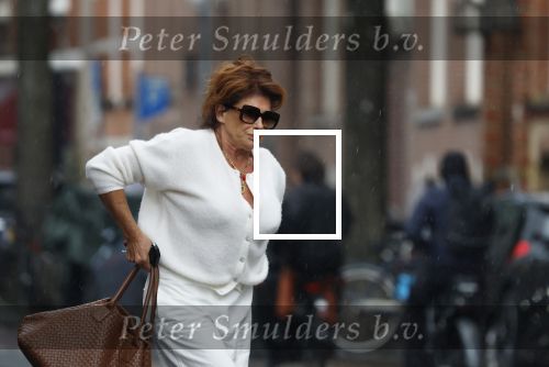 Amsterdam 30 september 2025
Yvonne Brandsteder in de regen op straat in Amsterdam.