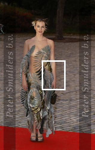 Rotterdam 27 september 2025
Opening show Iris v Herpen in de kunsthal in Rotterdam. 
Zangeres Maan Zangeres Maan de Steenwinkel