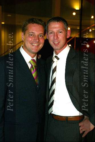 Tilburg 13 oktober 2003

Premiere kunt u mij de weg naar hamelen vertellen...

Albert Verlinde met man Onno

© Copyright: Fotopersbureau Peter Smulders BV