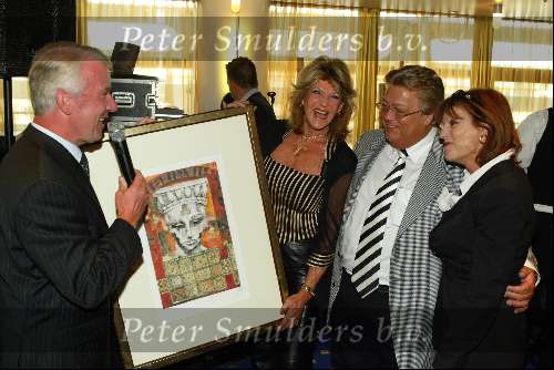 Scheveningen 30 september 2003
Society brunch in het holland casino scheveningen
Astrid Engels Tony Tetro en Barbara Plugge