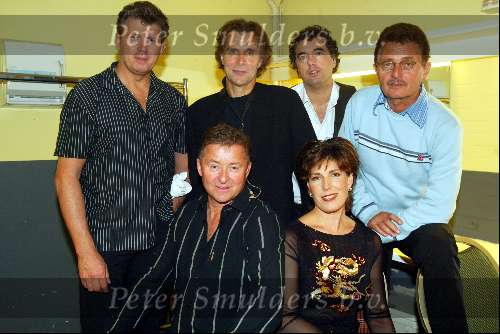 Hoofddorp 16 oktober 2003

Optreden bzn in claus party world in hoofddorp

© Copyright: Fotopersbureau Peter Smulders BV