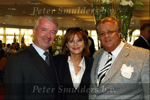 Scheveningen 30 september 2003
Society brunch in het holland casino scheveningen
Barabara Plugge met Tony Tetro