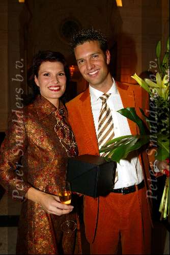 Amsterdam 6 oktober 2003

Beau Monde awards in het amstel hotel

Anouk v Nes en Bas Muijs

© Copyright: Fotopersbureau Peter Smulders BV