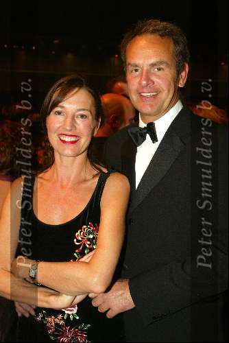 Amsterrdam 23 oktober 2003

Televizierring 2003 in de heineken music hall

Bert Kuizenga met vrouw

© Copyright: Fotopersbureau Peter Smulders BV