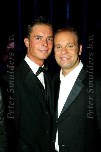 Amsterrdam 23 oktober 2003

Televizierring 2003 in de heineken music hall

Carlo Boszhard met vriend

© Copyright: Fotopersbureau Peter Smulders BV