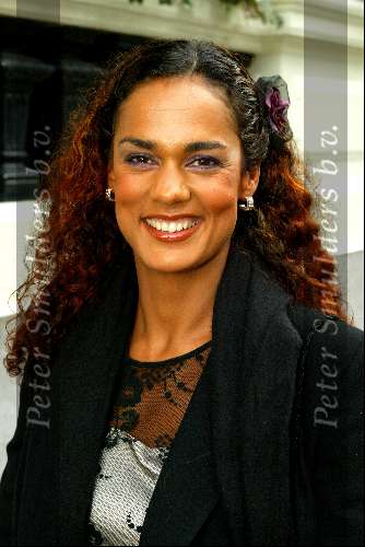 Amsterdam 6 oktober 2003

Beau Monde awards in het amstel hotel

Chimene v Oosterhout 

© Copyright: Fotopersbureau Peter Smulders BV