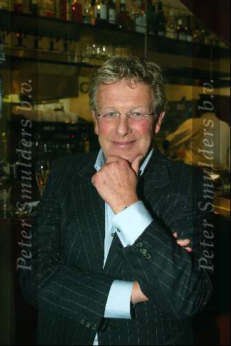 Naarden 28 oktober 2003

Uitreiking boek Paul fagel in het arsenaal
Jan des Bouvrie 

© Copyright: Fotopersbureau Peter Smulders BV