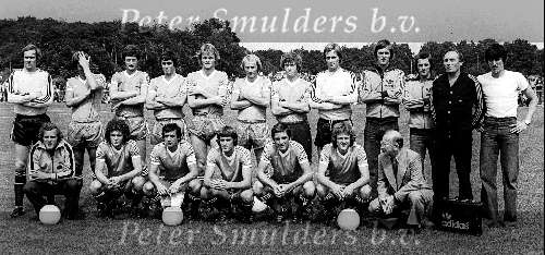 Hapert 9 juli 1977 Vriendschappelijke wedstrijd Hapert-PSV, eindstand 0-13
Jan v Beveren, Harry Lubse, Ernie Brandts, Huub Stevens, 
Nilsson, Tom Smits, Paul Postuma, Ton v engelen, Kees Krijgh, Gerrie Deijkers, Jacques v d Ven. Gehurkt Rene v d Kerkhof, Guys Francois,Willy v d Kuylen, Jan Poortvliet, Adrie v Kraaij, Nick Deacy, Kees Rijvers
© Copyright: Fotopersbureau Peter Smulders BV