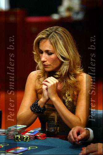 Scheveningen 4 oktober 2003

Opnames casino kings in het holland casino in scheveningen.

Wendy v Dijk

© Copyright: Fotopersbureau Peter Smulders BV