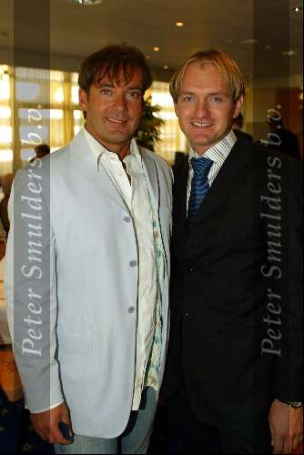 Scheveningen 30 september 2003
Society brunch in het holland casino scheveningen
Christiaan Looman met Gerard Joling
