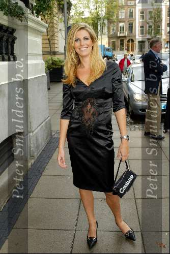 Amsterdam 6 oktober 2003
Beau Monde awards in het amstel hotel
Danielle Overgaag in verwachting