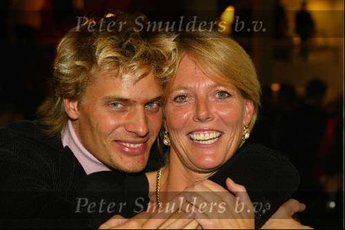 Tilburg 13 oktober 2003
Premiere kunt u mij de weg naar hamelen vertellen...
Dorien Ouborg en Winston Post