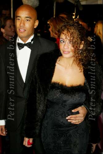 Amsterdam 23 oktober 2003
Televizierring 2003 in de heineken music hall
Fajah Lourens met vriend