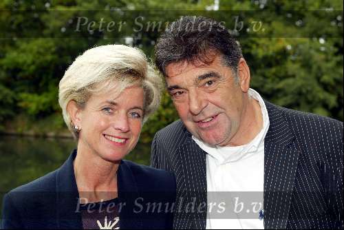 Hilversum 9 oktober 2003
Presentatie cd johnny hoes in wilschut
Franz Theunisz met vrouw