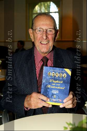 Diemen 15 oktober 2003
Presentatie dvd van dagboek van een herdershond
Joop Doderer
