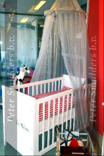 Leiderdorp 23 oktober 2003
Bebinella babywinkel waar Maxima de kinderkamer heeft gekocht