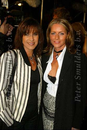 Amsterdam 23 oktober 2003
Televizierring 2003 in de heineken music hall
Milika Peterzon en Cilly Dartell