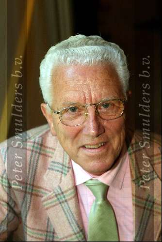 Diemen 15 oktober 2003
Presentatie dvd van dagboek van een herdershond
Paul v Gorcum
