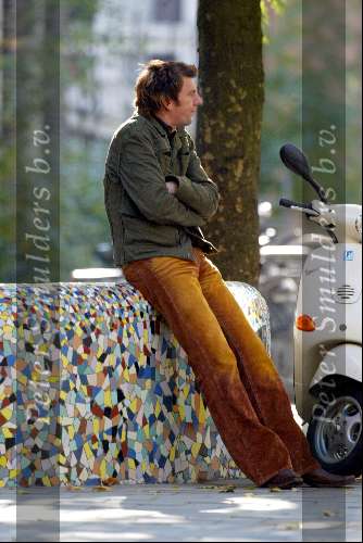 Amsterdam 16 oktober 2003
Ruud de Wild met zijn scooter