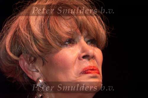 Den Haag 12 oktober 1999
Feest voor ANNEKE GRONLOH  hier geemotioneerd