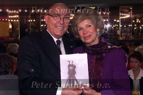 Amsterdam 20-10-1999
Uitreiking boek Edgar Vos.
Edgar Vos met Hank Heyn.