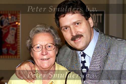 Utrecht 28 oktober 1999
Uitreiking CD Willeke Alberti
HENK KROL met zijn moeder