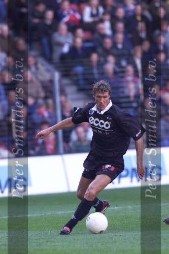 Eindhoven 17 oktober 1999
PSV-Den Bosch 7-0
Henk Vos.