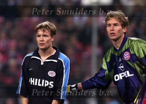 Eindhoven 26 oktober 1999
Wedstrijd in de championsleague tussen PSV-Bayern Munchen, eindstand 2-1
JOONAS KOLKKA samen met doelman STEFAN WESSELS