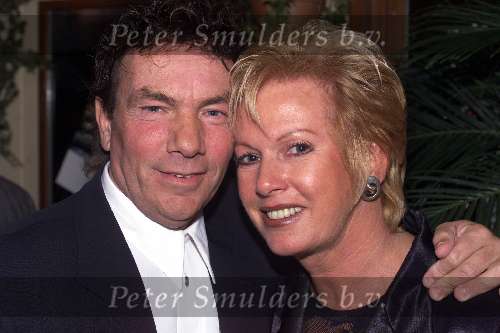 Amsterdam 14 oktober 1999
CD uitreiking van DRIES ROELVINK
RIA VALK met vriend