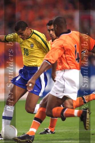 Amsterdam 9 oktober 1999 ARENA
Vriendschappelijke interland
NEDERLAND-BRAZILIE, eindstand 2-2
RIVALDO