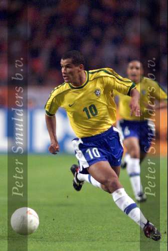 Amsterdam 9 oktober 1999 ARENA
Vriendschappelijke interland
NEDERLAND-BRAZILIE, eindstand 2-2
RIVALDO