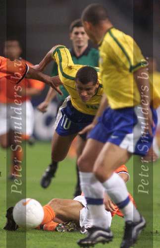 Amsterdam 9 oktober 1999 ARENA
Vriendschappelijke interland
NEDERLAND-BRAZILIE, eindstand 2-2
RIVALDO
