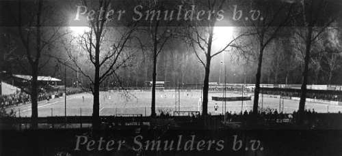 Stadion de Braak van Helmond Sport
Foto avond lichtwedstrijd i.v.m. ingebruiname nieuwe verlichting
PSV-Helmond Sport 1981