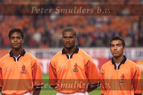 Amsterdam 9 oktober 1999 ARENA
Vriendschappelijke interland
NEDERLAND-BRAZILIE, eindstand 2-2
Patrick Kluivert, Winston Bogard ( na 2 jaar opnieuw in het NE ) en Giovanni v Bronckhorst