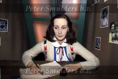 Amsterdam 5 oktober 2000
Anne Frank bij Madame Tussaud