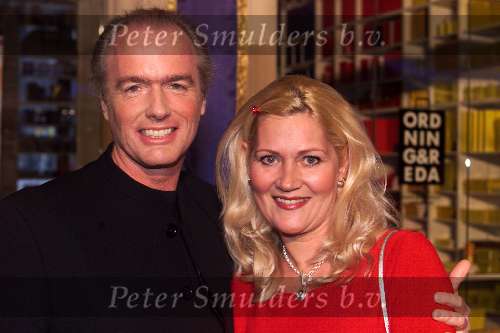 Amsterdam 1 januari 2000
Staatsloterij show op locatie in Magna Plaza.
Ferdi Bolland met zijn vrouw
